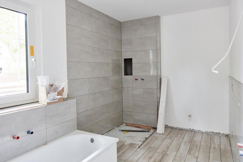 Installation d'une baignoire &agrave; Mulhouse, quelles solutions pour votre salle de bain ?